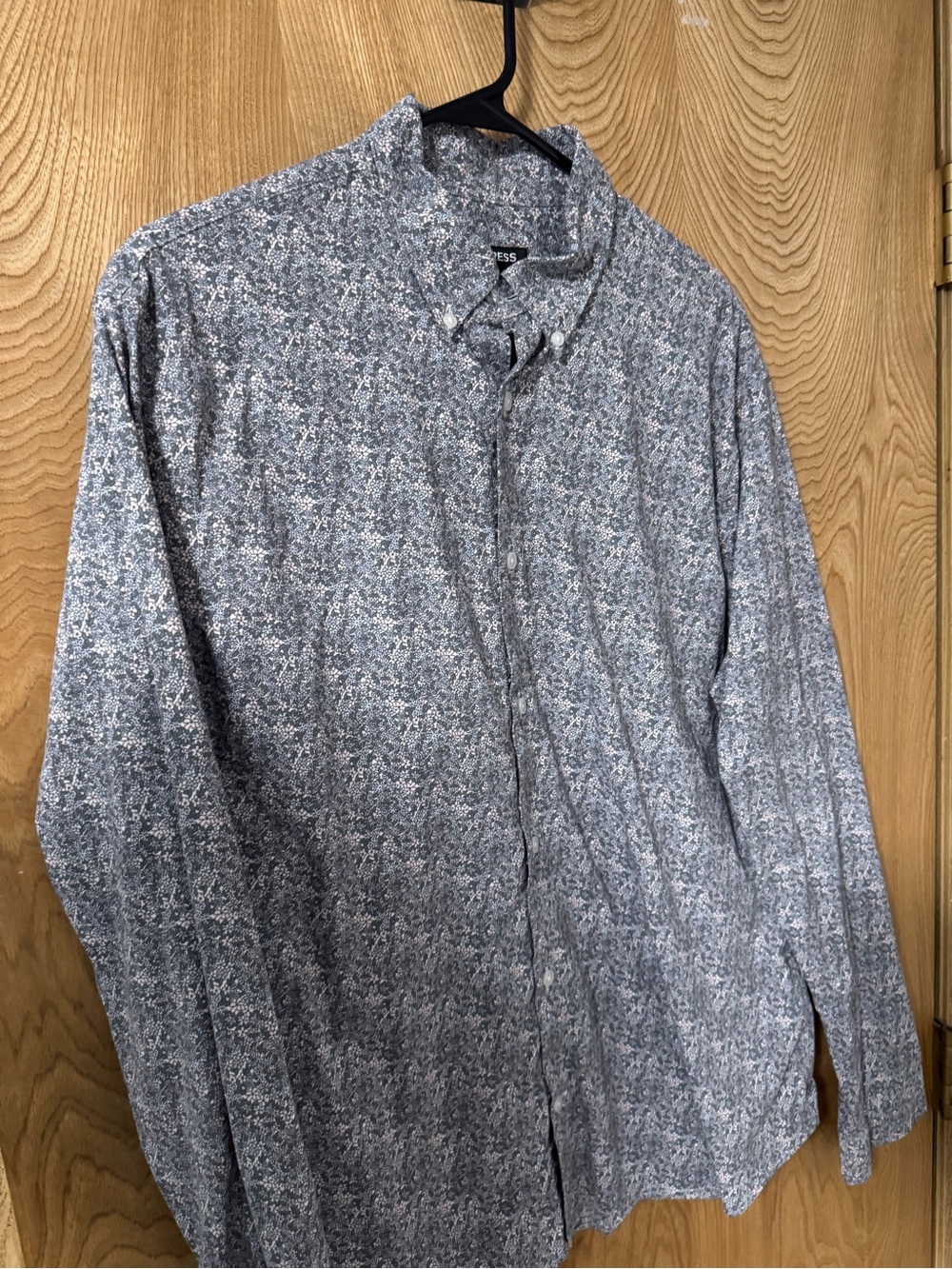 Express Men's Gray and White Floral Button-Down Shirt